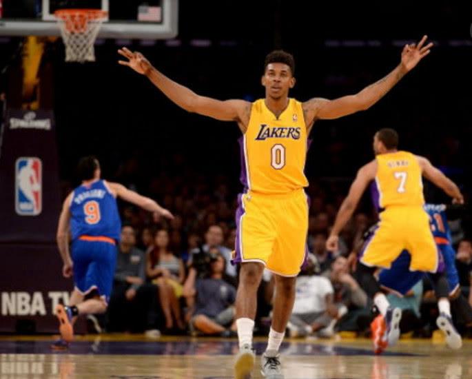 稍有不慎就 稍有不慎就